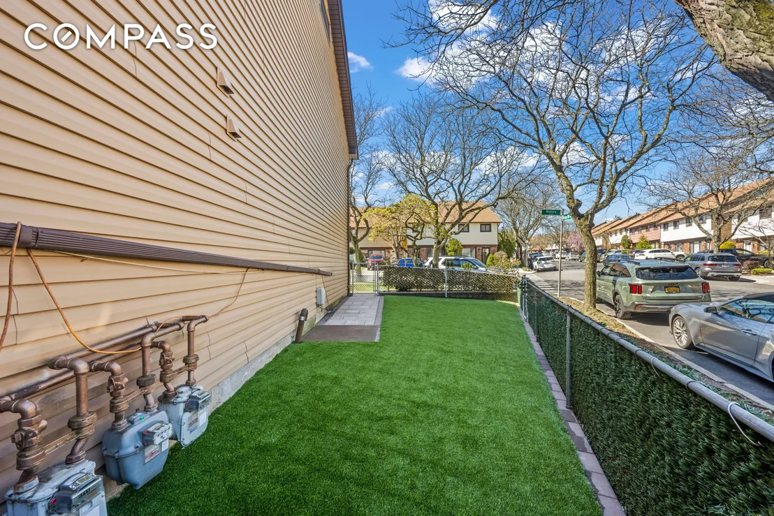 Photo of 15 Hickory Circle