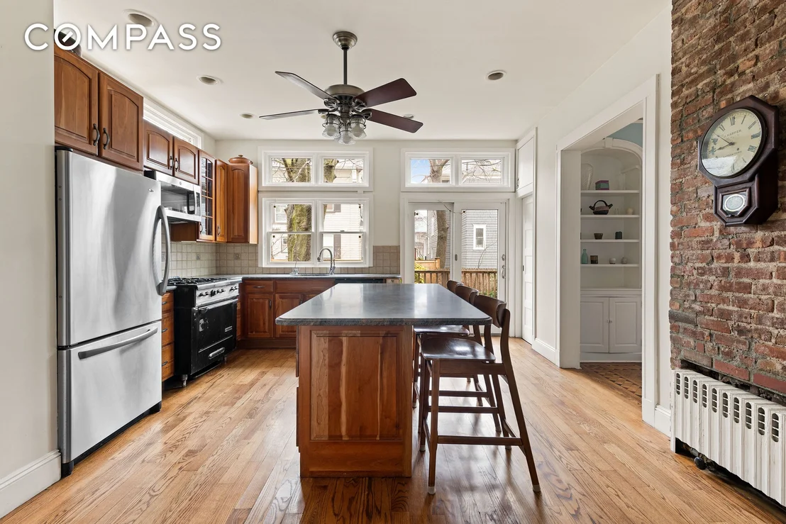 Photo of 155 Stratford Road