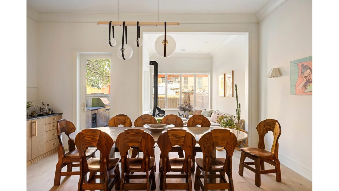 Photo of 35 IRVING Place