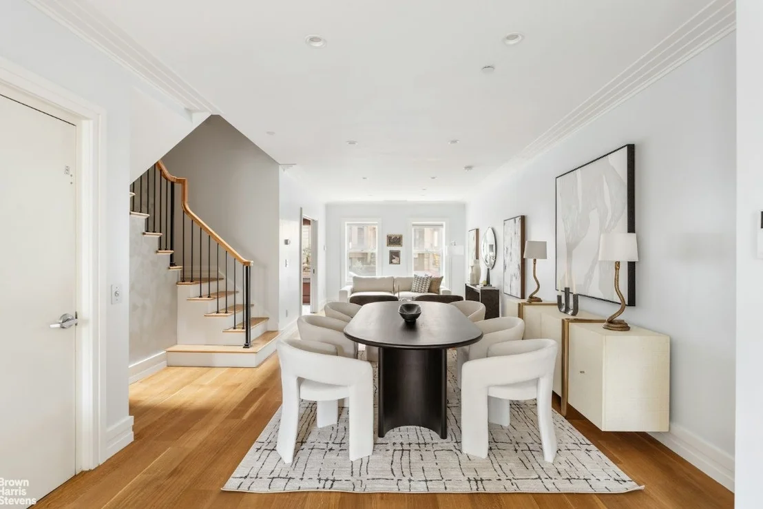 Photo of 120 BAINBRIDGE Street