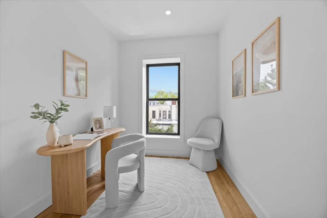 Photo of 208 LINCOLN Road