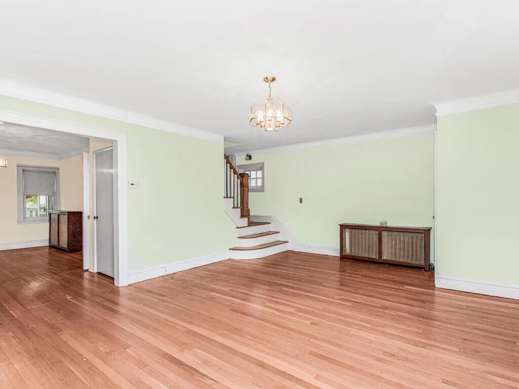 Photo of 5621 POST Road