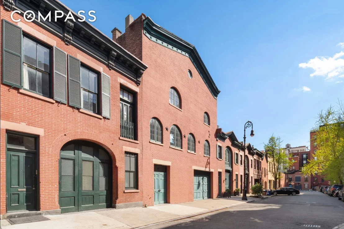 Photo of 28 College Place