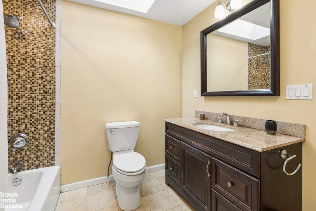 Photo of 263 BAINBRIDGE Street