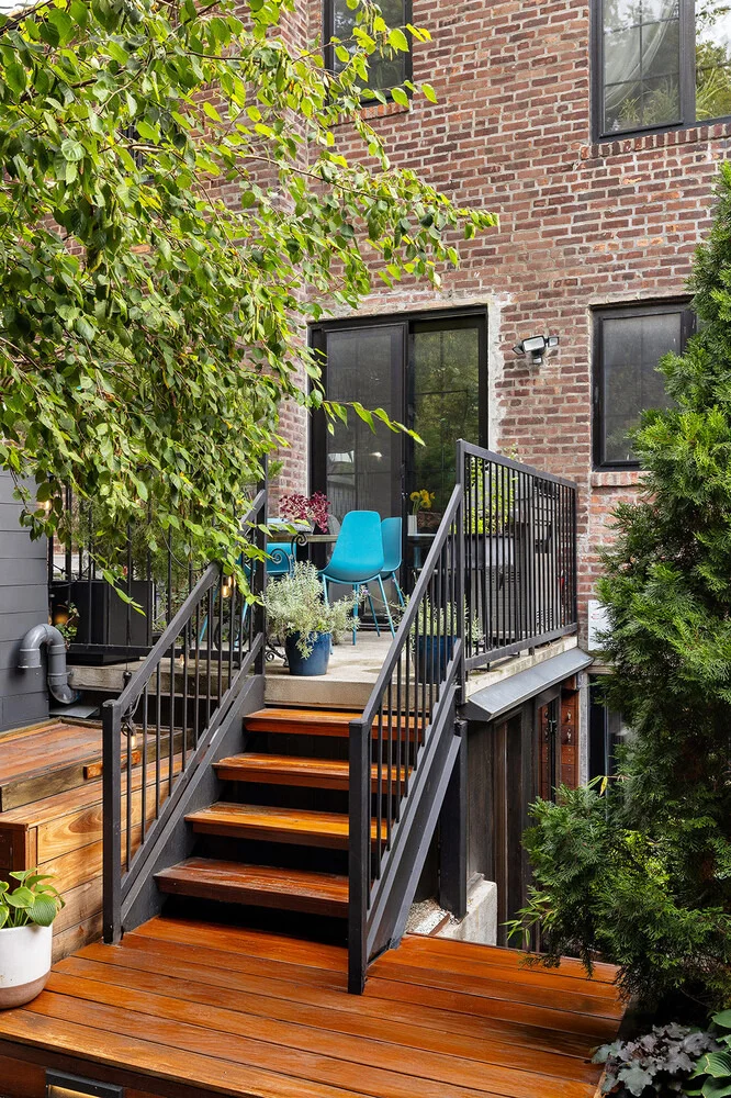 Photo of 153 MASPETH Avenue