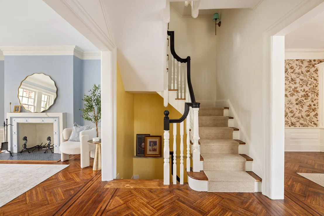 Photo of 2102 ALBEMARLE Terrace