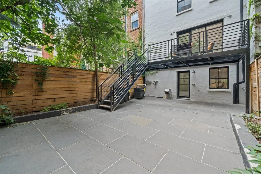 Photo of 131 KANE Street