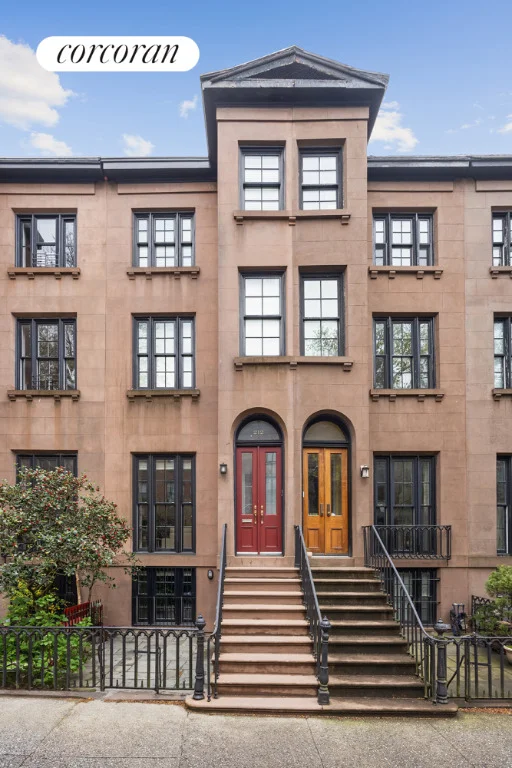 Photo of 212 KANE Street