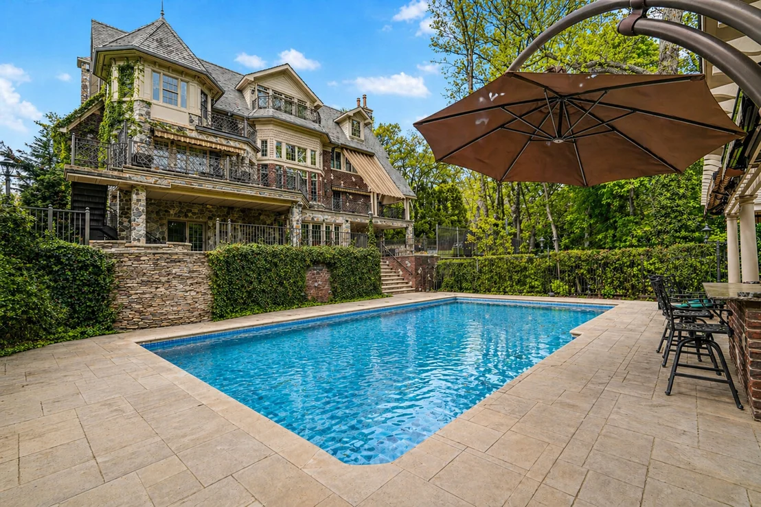 Photo of 125 BENEDICT Road