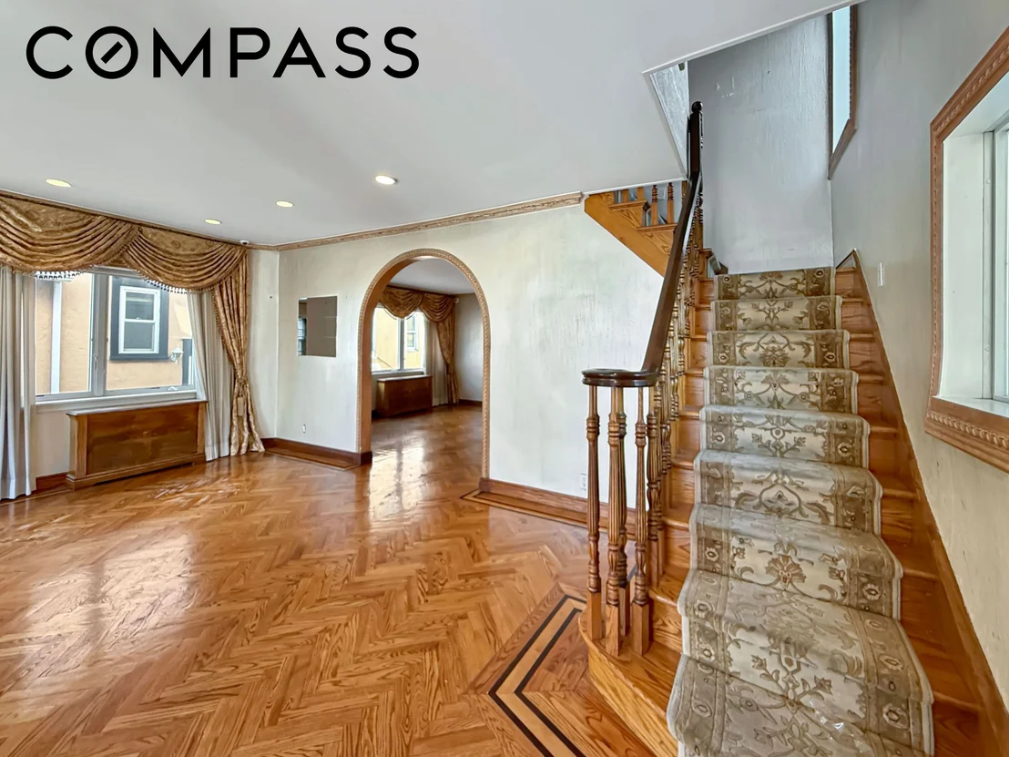 Photo of 3731 Maple Avenue