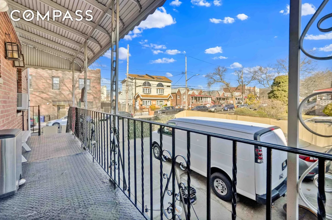 Photo of 5401 Clarendon Road
