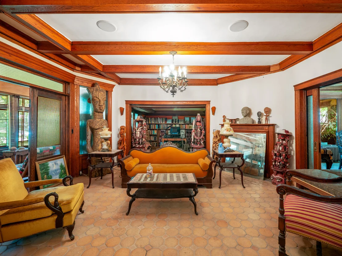 Photo of 1112 ALBEMARLE Road