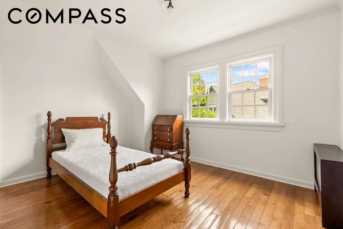 Photo of 1815 Ditmas Avenue