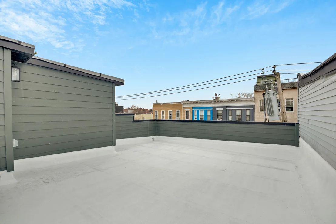 Photo of 204 Richards Street