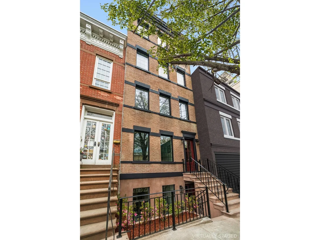 Photo of 38 GARFIELD Place