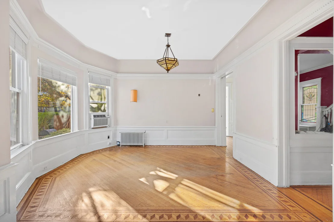 Photo of 244 ARGYLE Road