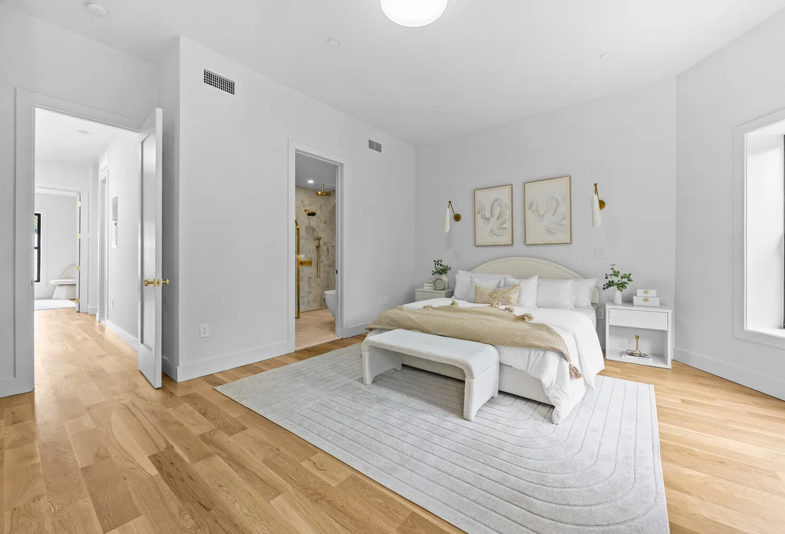 Photo of 208 LINCOLN Road