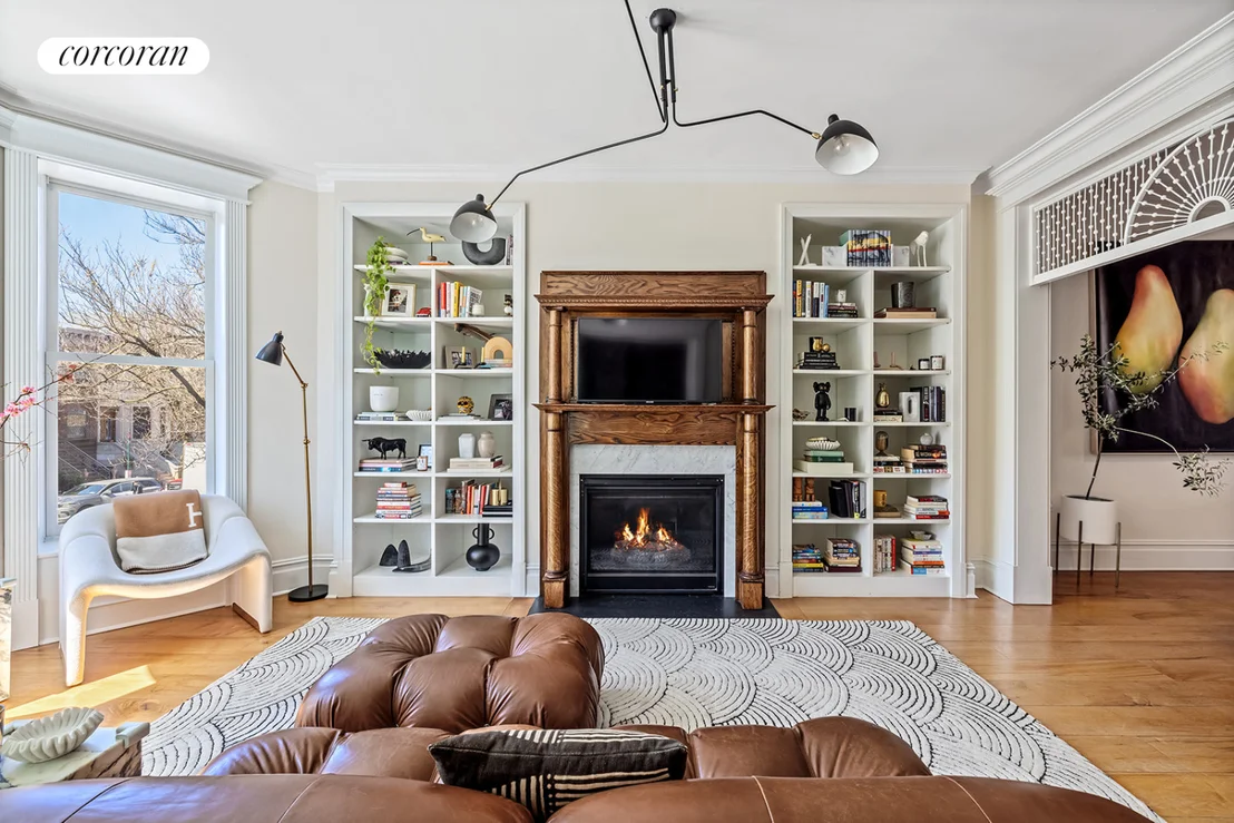 Photo of 527 9TH Street
