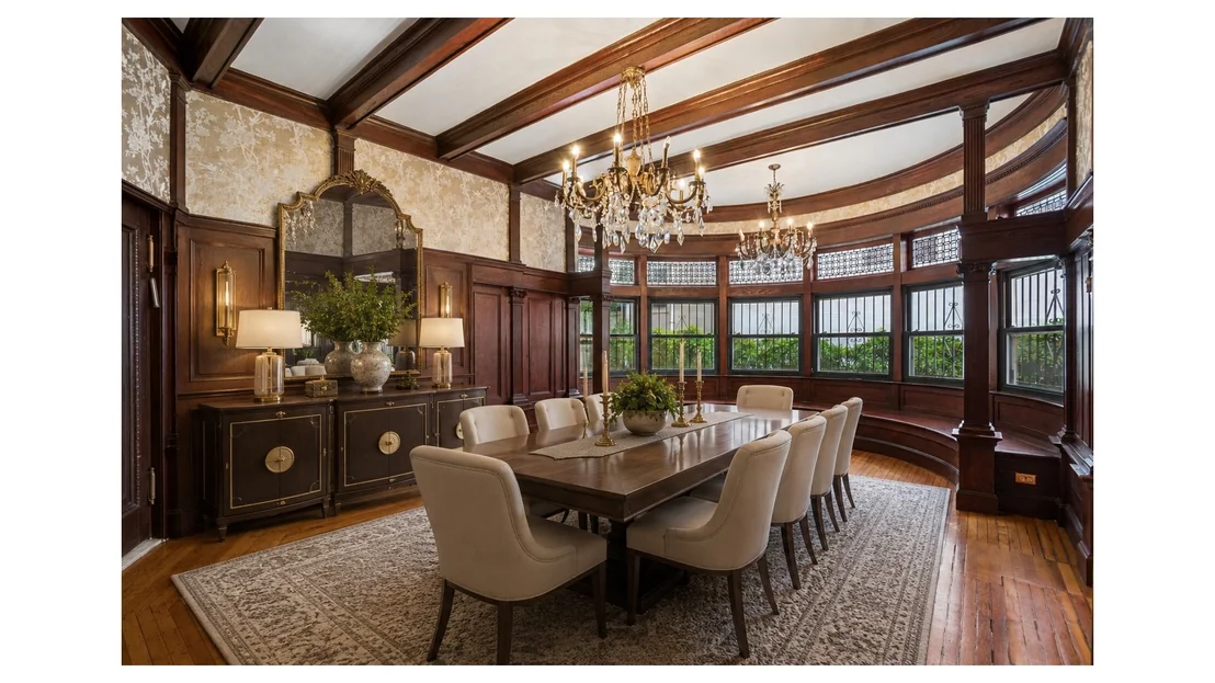 Photo of 1094 PARK Place