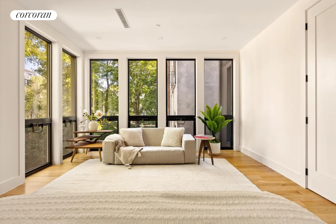 Photo of 47 MADISON Street