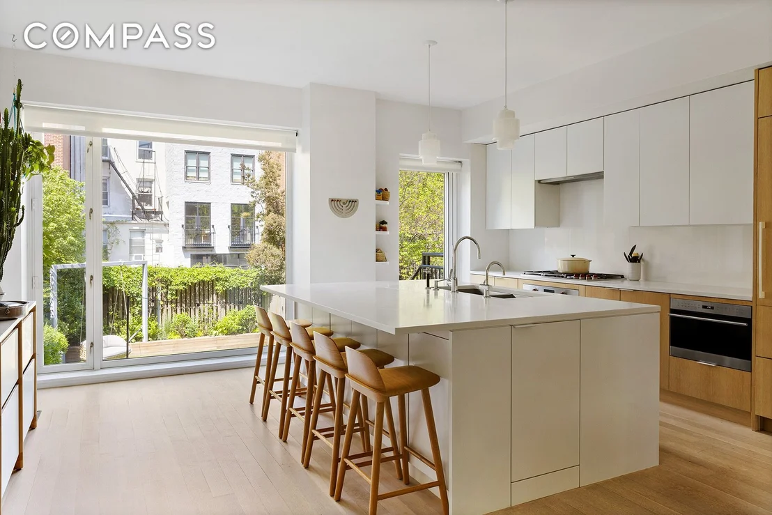 Photo of 283 Union Street