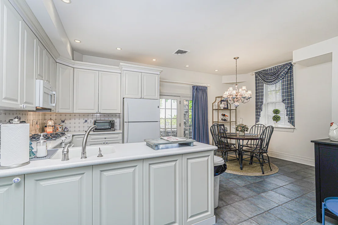 Photo of 125 BENEDICT Road