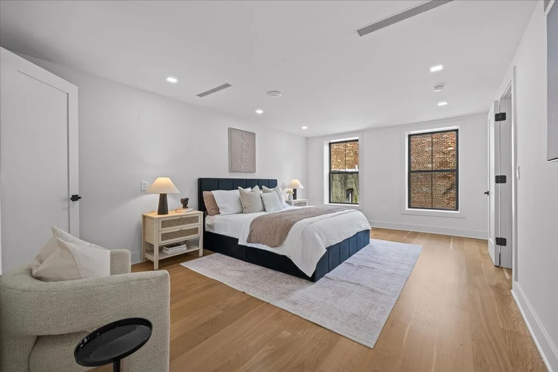Photo of 131 KANE Street