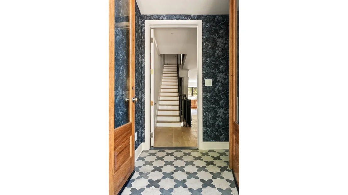 Photo of 524 11TH Street