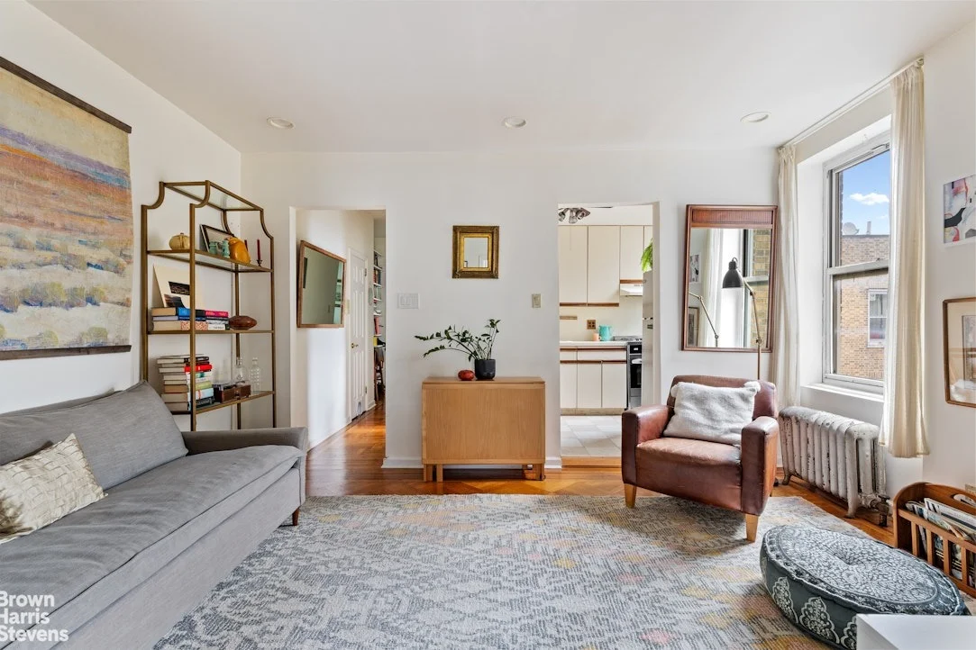 Photo of Unit 4G at 702 45TH Street