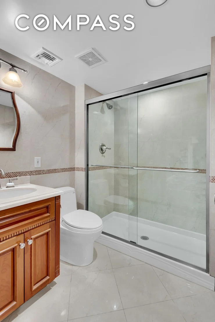 Photo of 8311 Colonial Road