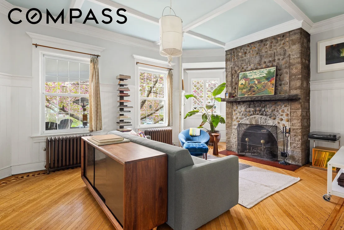 Photo of 783 Rugby Road