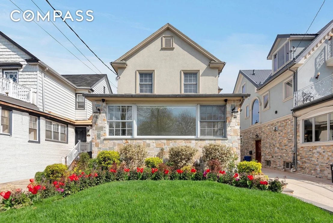 Photo of 8311 Colonial Road