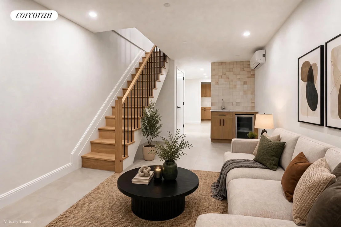 Photo of 160 10th Street