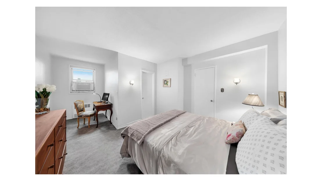 Photo of Unit 6D at 220 BERKELEY Place
