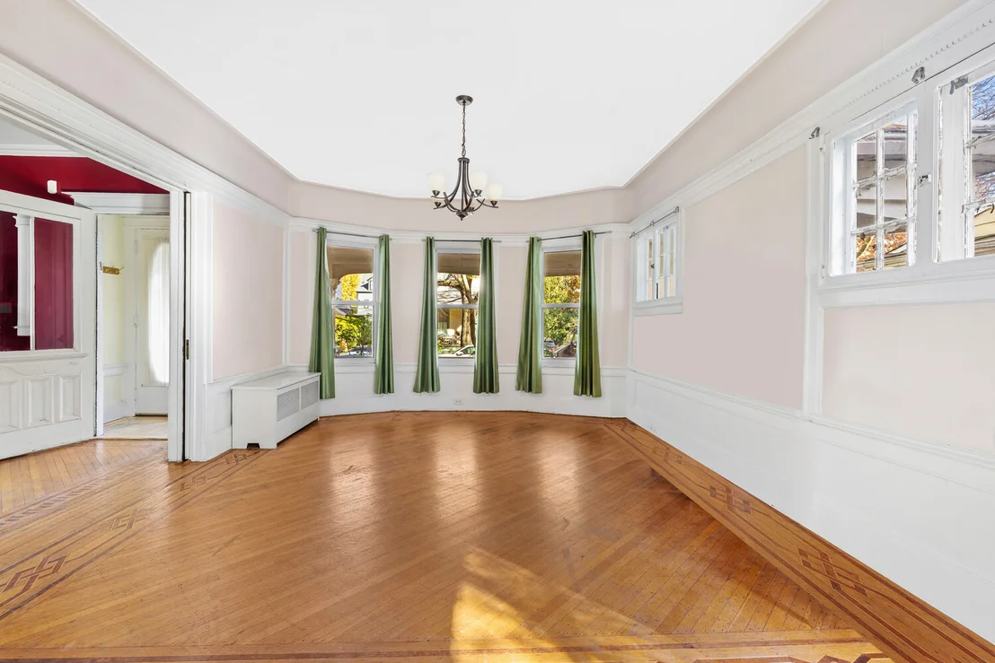 Photo of 244 ARGYLE Road