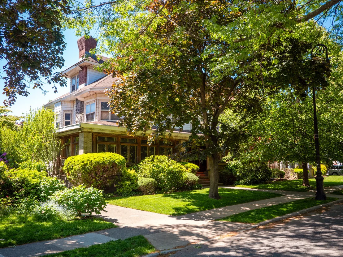 Photo of 1112 ALBEMARLE Road