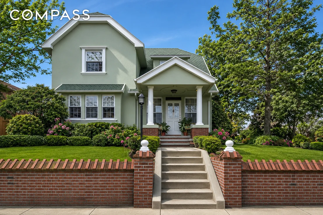 Photo of 8525 Colonial Road