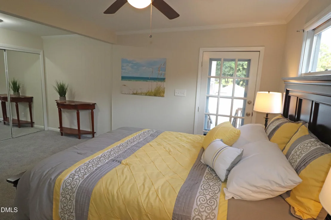 Photo of 1004 Seabrook Road