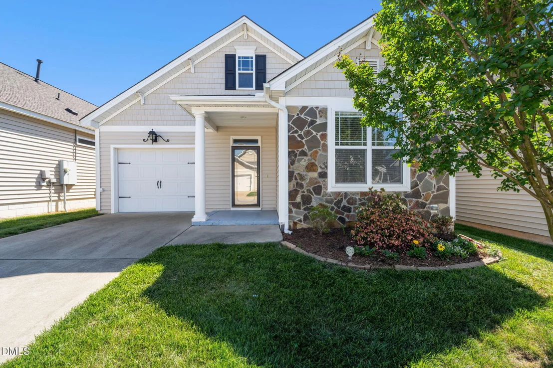 Photo of 47 Denby Circle