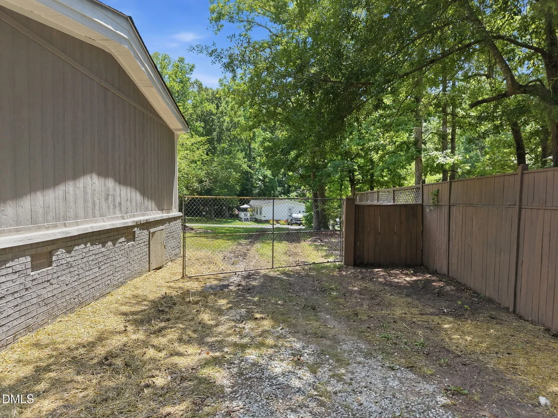 Photo of 3841 Dodge Avenue