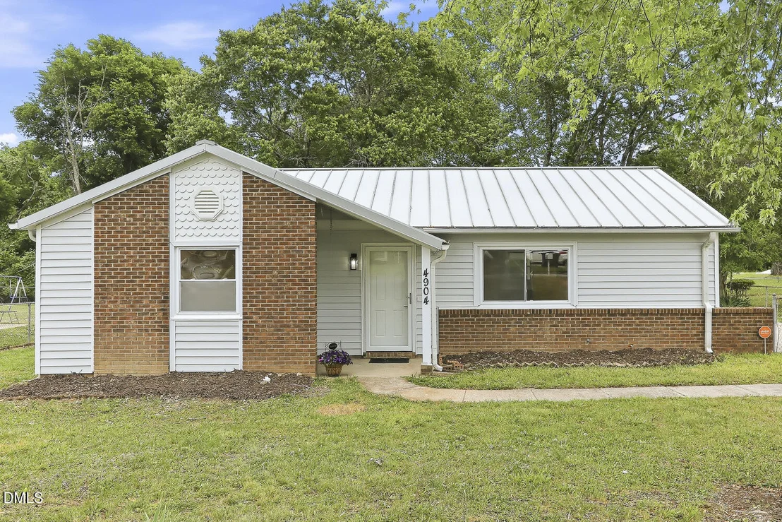 Photo of 4904 Fox Hunt Drive