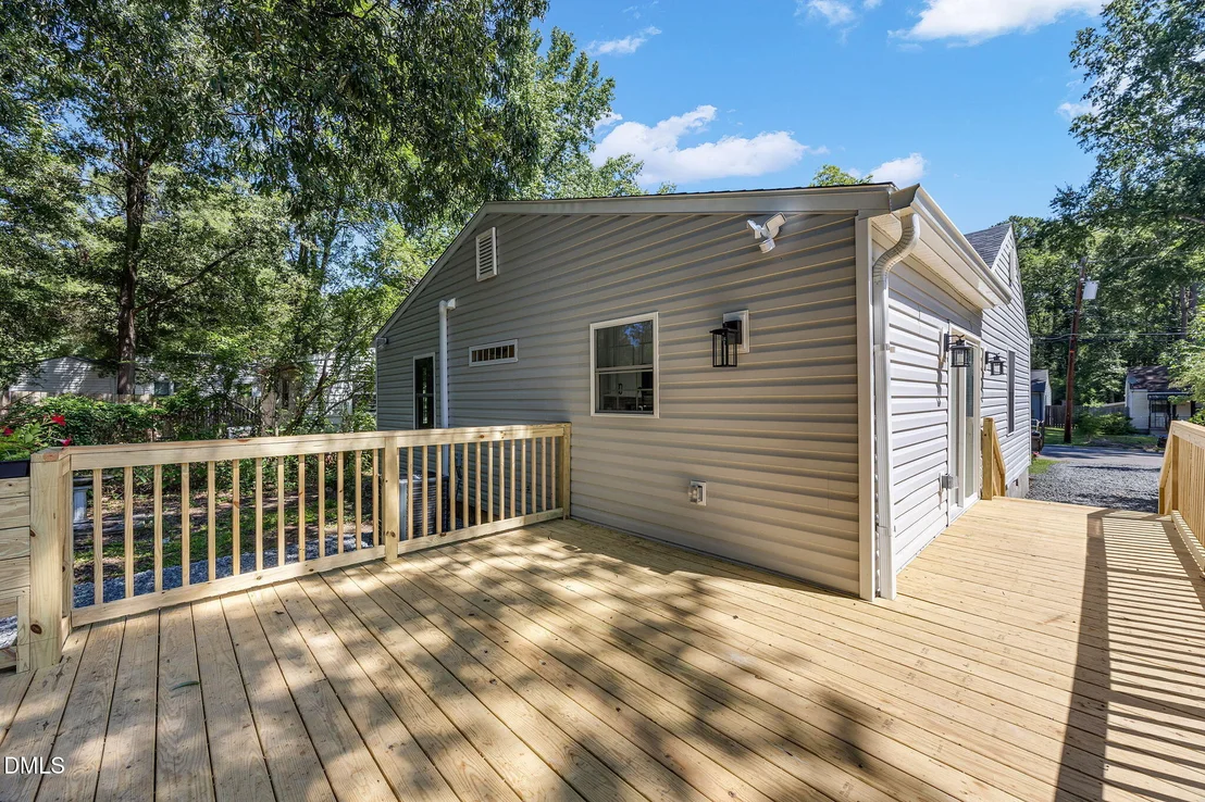 Photo of 2509 Stephenson Street