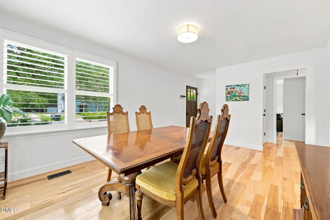 Photo of 403 Oak Avenue