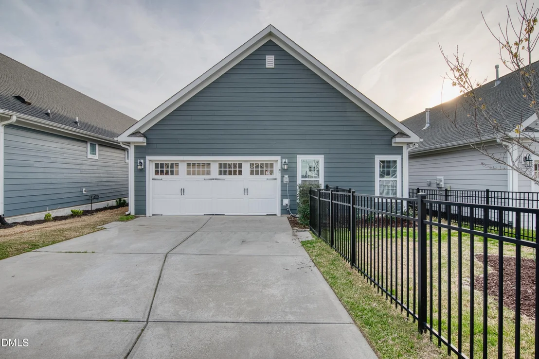Photo of 621 Midnight Moon Drive