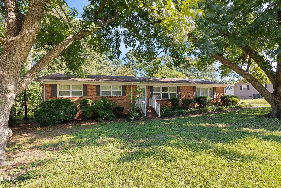 Photo of 6324 Tryon Road