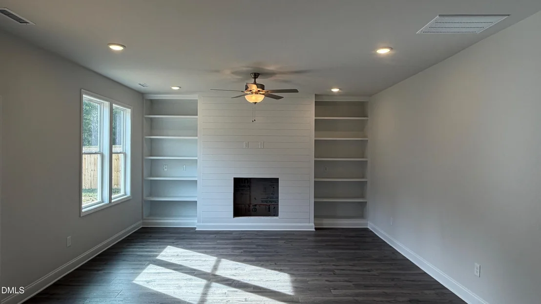 Photo of 648 Springtooth Drive