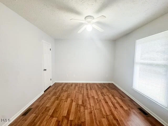 Photo of 349 Laura Lane