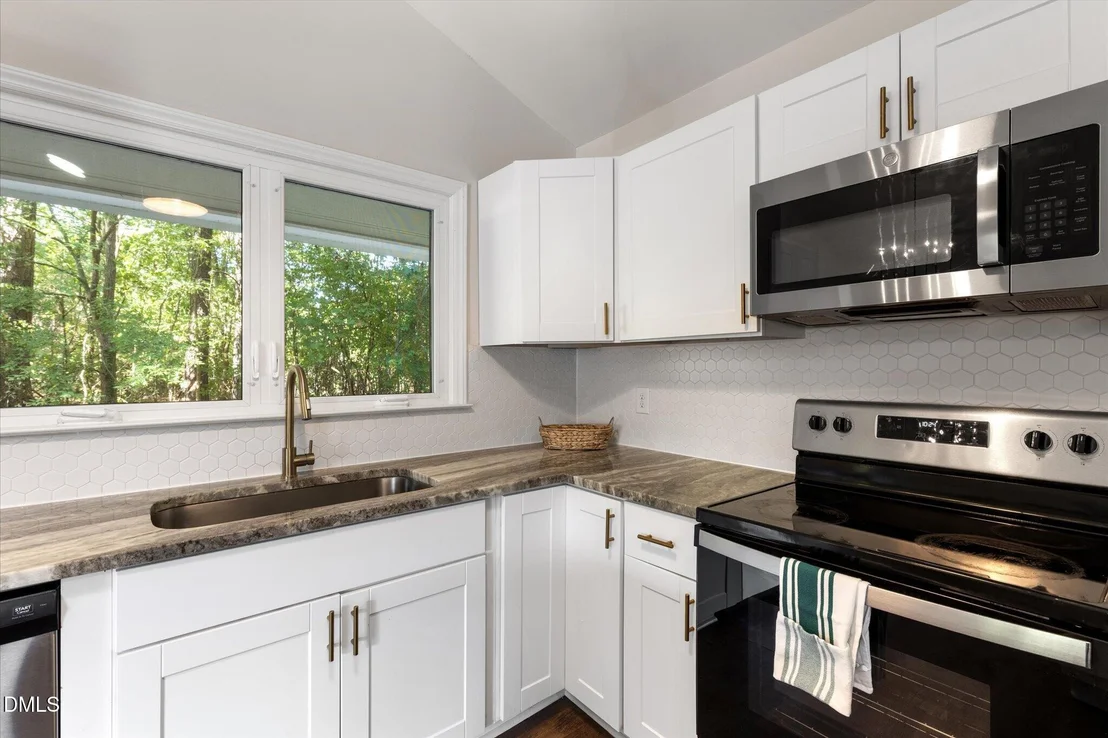 Photo of 460 Dickens Drive
