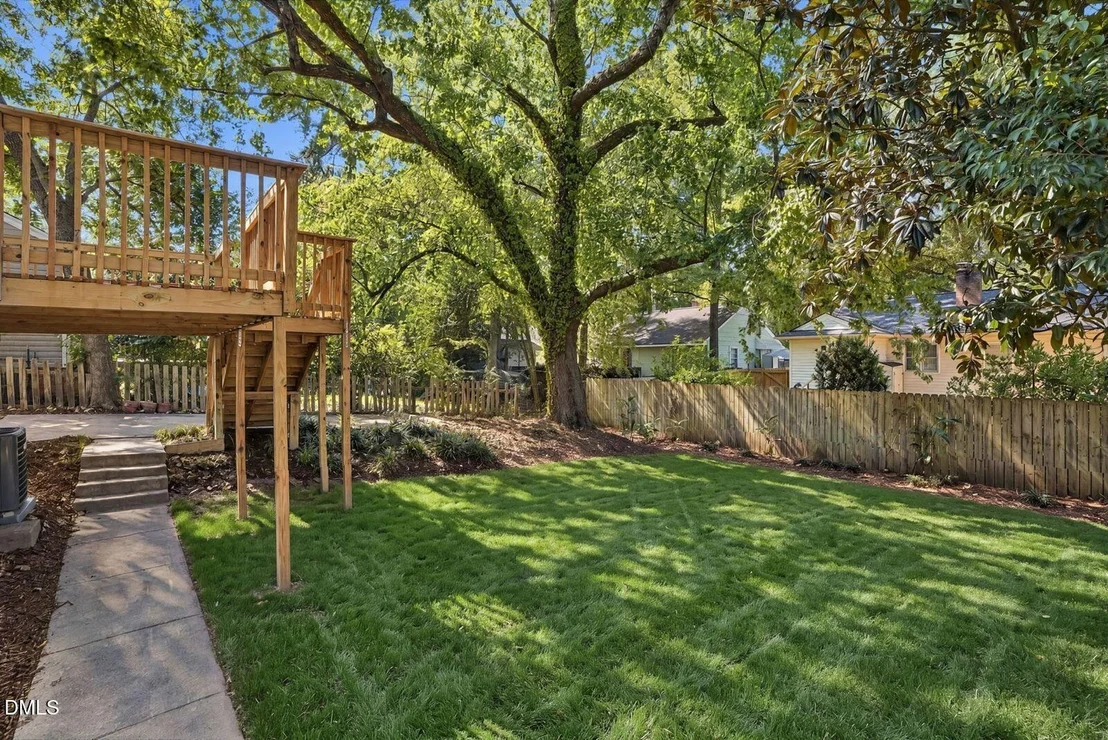 Photo of 2413 Shenandoah Avenue