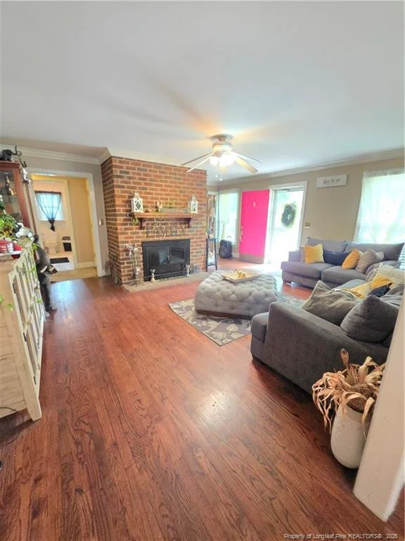 Photo of 705 Peterson Street